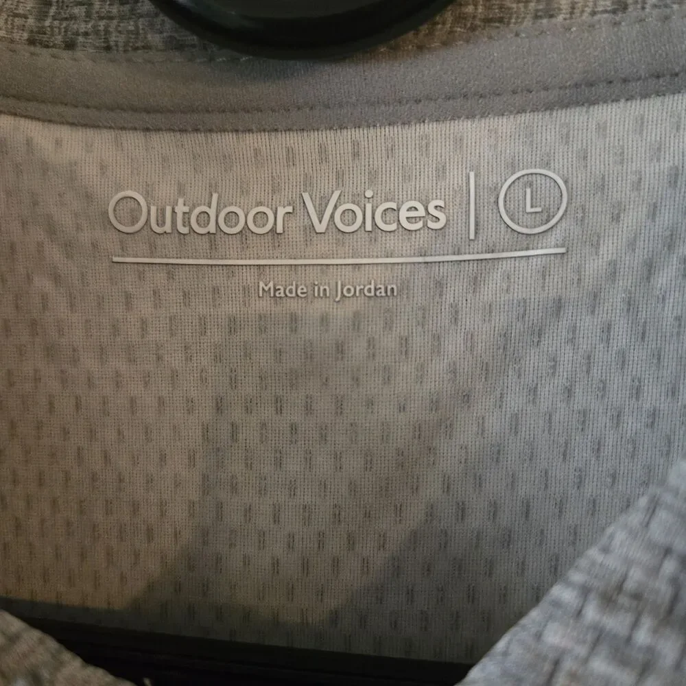 Outdoor Voices Mens Polo Shirt Grey Polyester Blend Athletic Size Large NWT